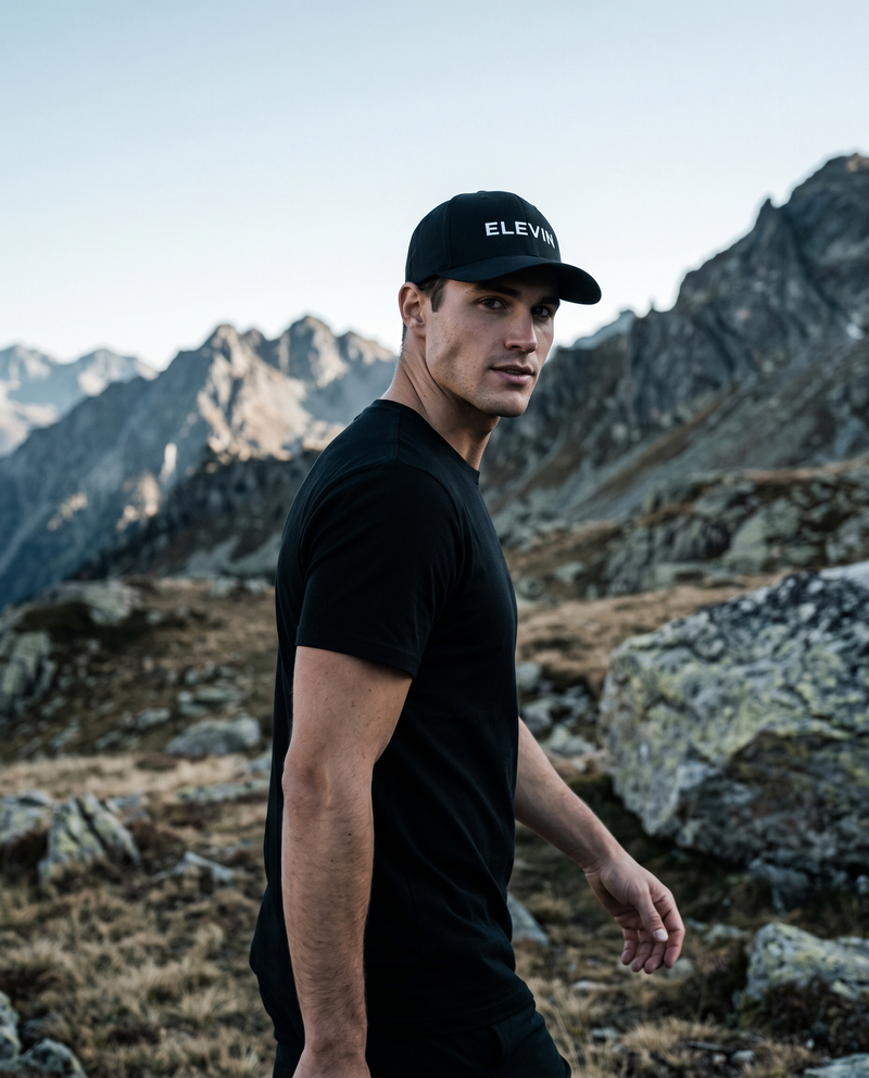 Elevin Baseball Cap Schwarz - Lifestyle Seitenansicht